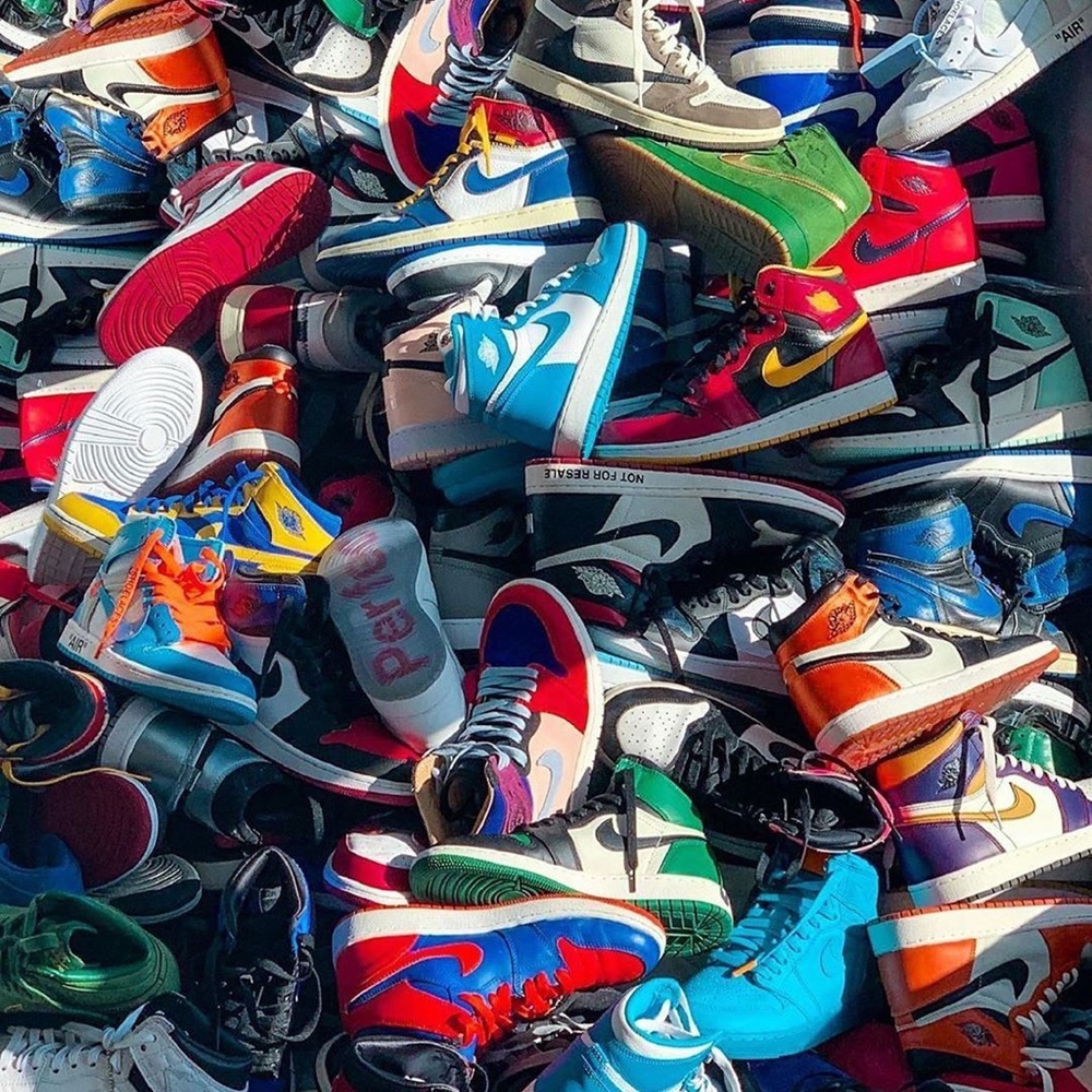 Meet your Posher, Sneaker